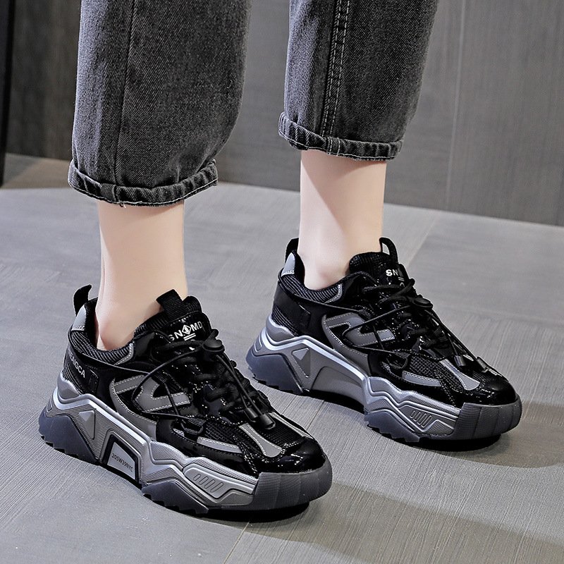 Women's 2020 autumn and winter new thick-soled increased luminous mesh sports casual shoes women's plus velvet to keep warm